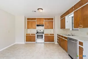 1018 S 11th St, Temple, TX 76504 - Photo 14