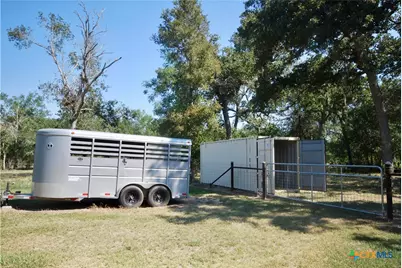 3033 County Road 18, Hallettsville, TX 77964 - Photo 26