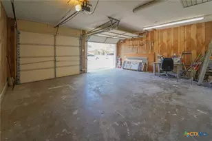 202 Beechwood, Victoria, TX 77901 - Photo 20