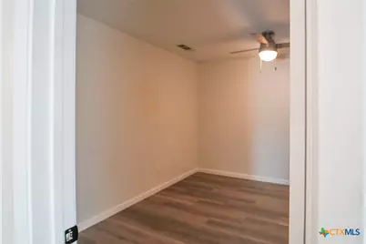 202 Beechwood, Victoria, TX 77901 - Photo 12