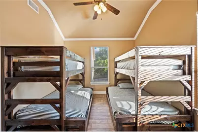 198 River Villas Court, New Braunfels, TX 78132 - Photo 16