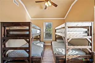 198 River Villas Ct, New Braunfels, TX 78132 - Photo 16