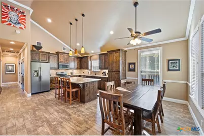 198 River Villas Court, New Braunfels, TX 78132 - Photo 6