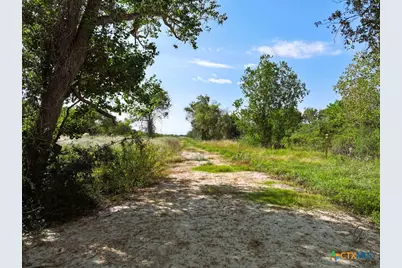 516 County Road 302, Port Lavaca, TX 77979 - Photo 6