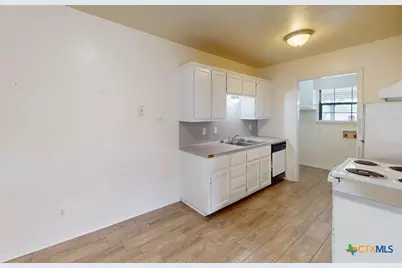 802 Hackberry Street #A, Copperas Cove, TX 76522 - Photo 8