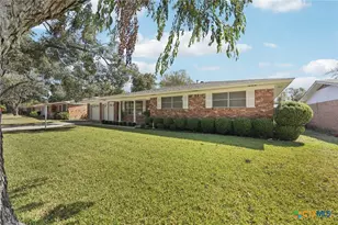 2205 S 53rd St, Temple, TX 76504 - Photo 2