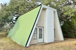 24 Colake Dr, Victoria, TX 77905 - Photo 2