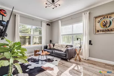 171 Pin Oak Crossing, Elgin, TX 78621 - Photo 8