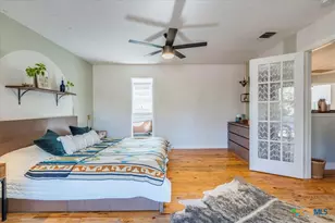 171 Pin Oak Crossing, Elgin, TX 78621 - Photo 18