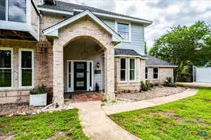 171 Pin Oak Crossing, Elgin, TX 78621 - Photo 4