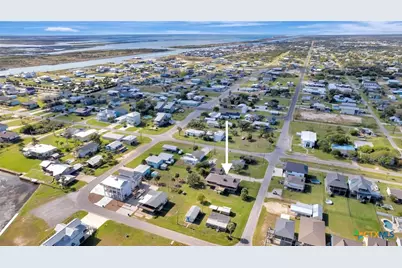 106 E Adams Avenue, Port O'Connor, TX 77982 - Photo 40