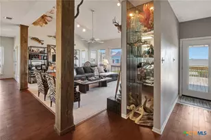 106 E Adams Ave, Port O'Connor, TX 77982 - Photo 12