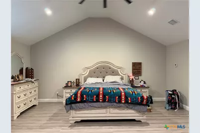 1116 S 2nd Street, Floresville, TX 78114 - Photo 16