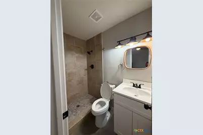 1116 S 2nd Street, Floresville, TX 78114 - Photo 32