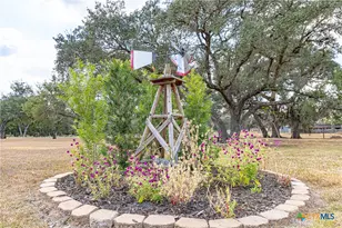 716 L Hrabovsky Rd, Yoakum, TX 77995 - Photo 26