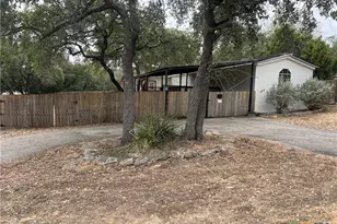 222 Buckhorn Dr, Canyon Lake, TX 78133 - Photo 2