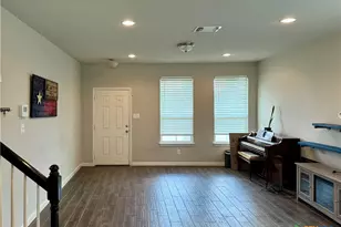 942 Pumpkin Rdg, New Braunfels, TX 78130 - Photo 6