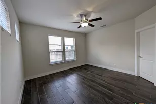 737 Milestone Pk, New Braunfels, TX 78130 - Photo 18