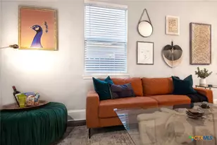 315 Sandmeyer St, San Antonio, TX 78208 - Photo 4