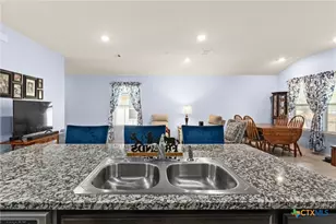 9610 Kensley Rose Dr, Killeen, TX 76542 - Photo 8