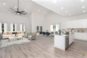 664 Rolling Hills Dr, Canyon Lake, TX 78133 - Photo 4