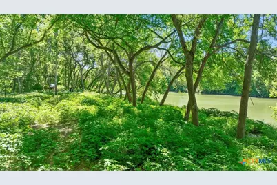 665 Sh 230 Loop, Smithville, TX 78957 - Photo 6