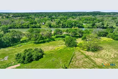 665 Sh 230 Loop, Smithville, TX 78957 - Photo 12