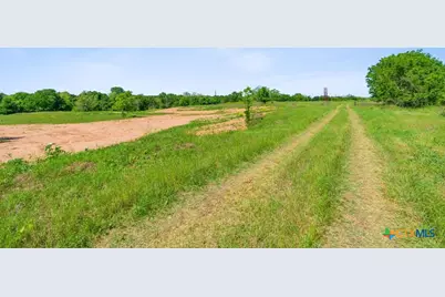 665 Sh 230 Loop, Smithville, TX 78957 - Photo 20