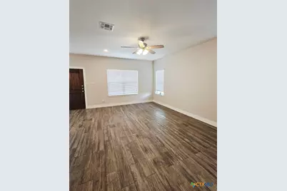 110 E Otto Street, Marion, TX 78124 - Photo 2