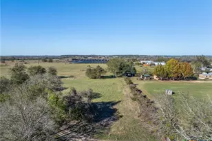 663 Sh 230 Loop, Smithville, TX 78957 - Photo 34