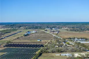 663 Sh 230 Loop, Smithville, TX 78957 - Photo 36