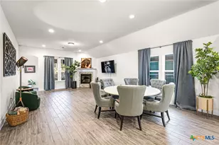 2263 Bluewood St, New Braunfels, TX 78132 - Photo 14