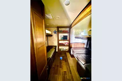 501 W Maple Street, Port O'Connor, TX 77982 - Photo 22