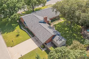 2001 Halbert St, Killeen, TX 76541 - Photo 2