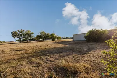 211 E Ave. K, Jarrell, TX 76537 - Photo 18