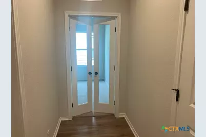 105 Beveridge Road, Seguin, TX 78155 - Photo 6