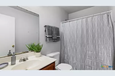 8619 Key North Way, Converse, TX 78109 - Photo 16