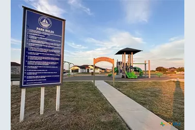 304 Cardinal Drive, Port Lavaca, TX 77979 - Photo 14