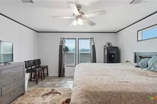 2141 County Rd 132, Floresville, TX 78114 - Photo 10