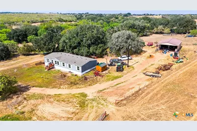 2141 County Road 132, Floresville, TX 78114 - Photo 40