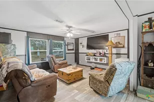 2141 County Rd 132, Floresville, TX 78114 - Photo 18