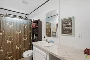 2141 County Rd 132, Floresville, TX 78114 - Photo 16