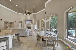 9752 Trophy Oaks Dr, San Antonio, TX 78266 - Photo 12