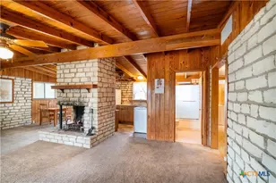 725 Canyon Cir Dr, Canyon Lake, TX 78133 - Photo 4