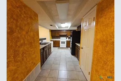 5723 Larkdale Drive, San Antonio, TX 78233 - Photo 6