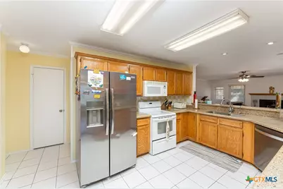 405 Juniper Circle, Copperas Cove, TX 76522 - Photo 14