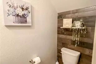 477 Centinela St, New Braunfels, TX 78130 - Photo 12