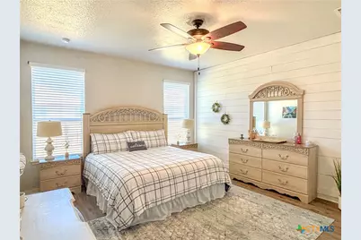 477 Centinela Street, New Braunfels, TX 78130 - Photo 10