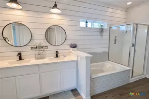 477 Centinela St, New Braunfels, TX 78130 - Photo 10