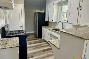 607 Park St, Gatesville, TX 76528 - Photo 6